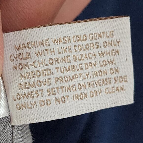 Chico's Gray Silver Sparkle Scoop Neck LS Pull Over Rayon Blouse Chico 3 US XL - Picture 15 of 16